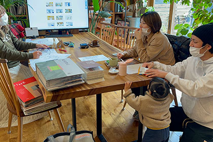 オシャレな背面ライト＆吹き抜け