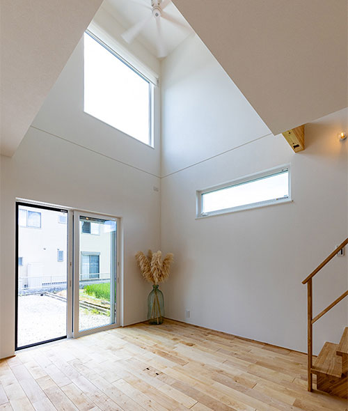 解放感と明るさ