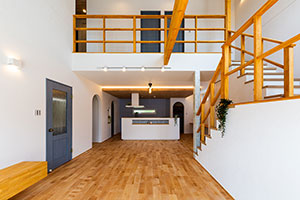 ブルーがかわいいお家